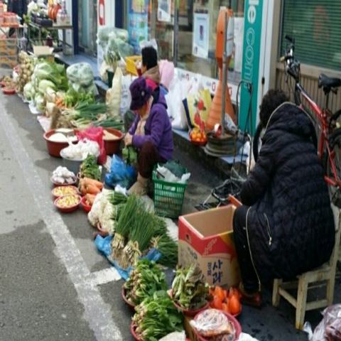 장날 안귀숙